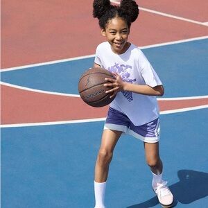 Jordan Girls 23 Flowers Graphic Tee Size Medium (10-12) White Purple NWT